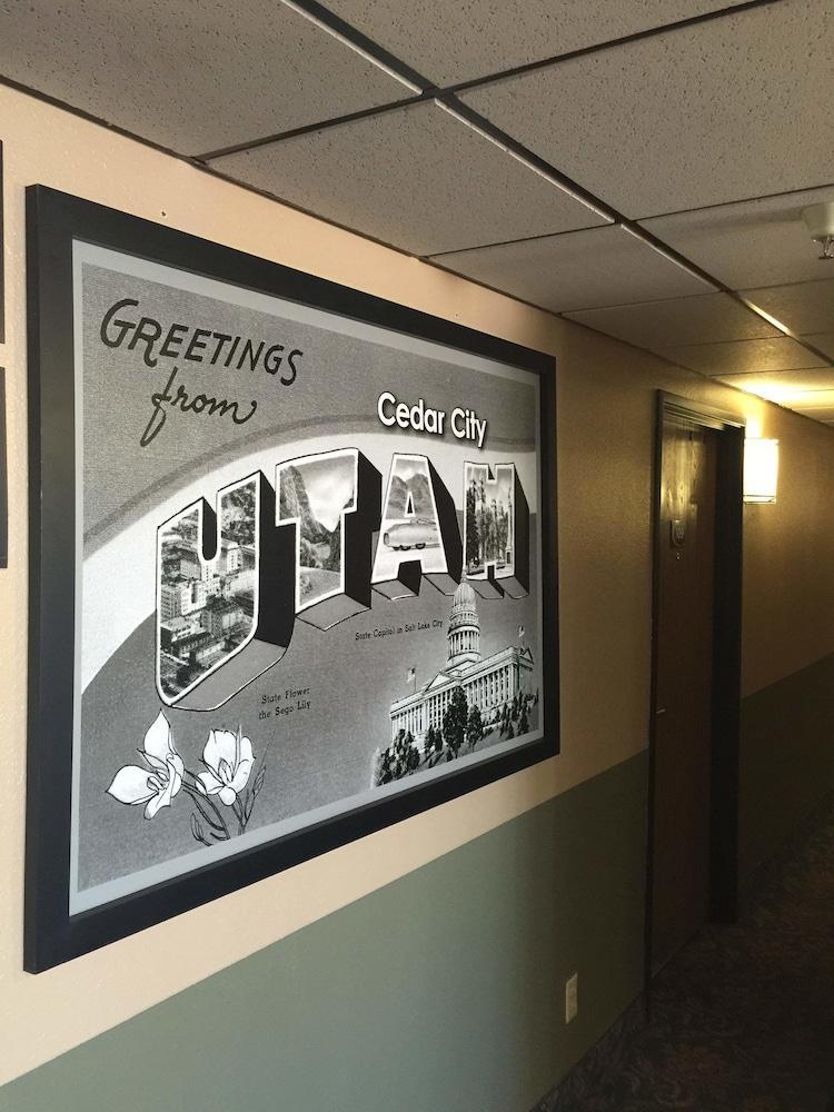Super 8 By Wyndham Cedar City Luaran gambar