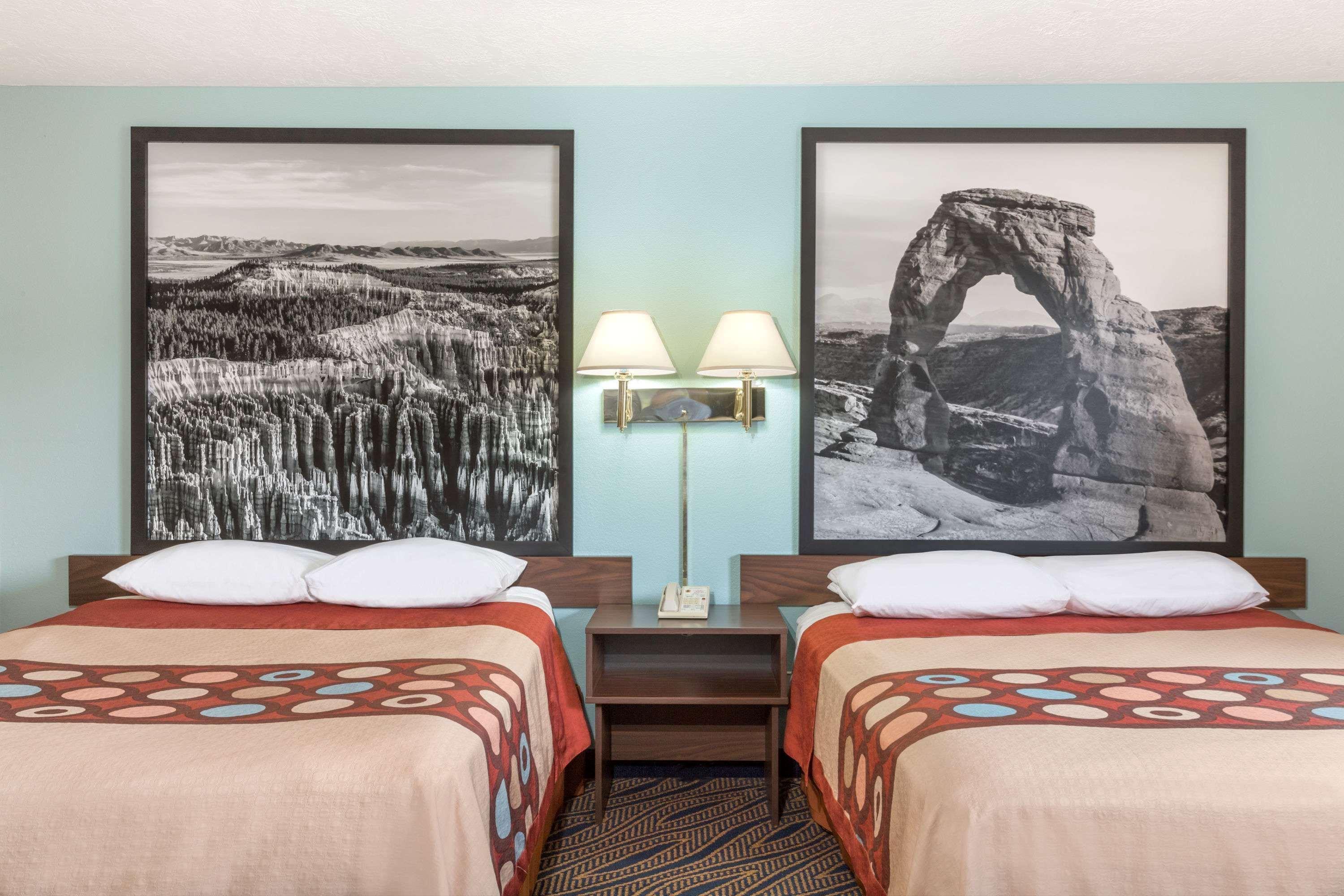 Super 8 By Wyndham Cedar City Luaran gambar
