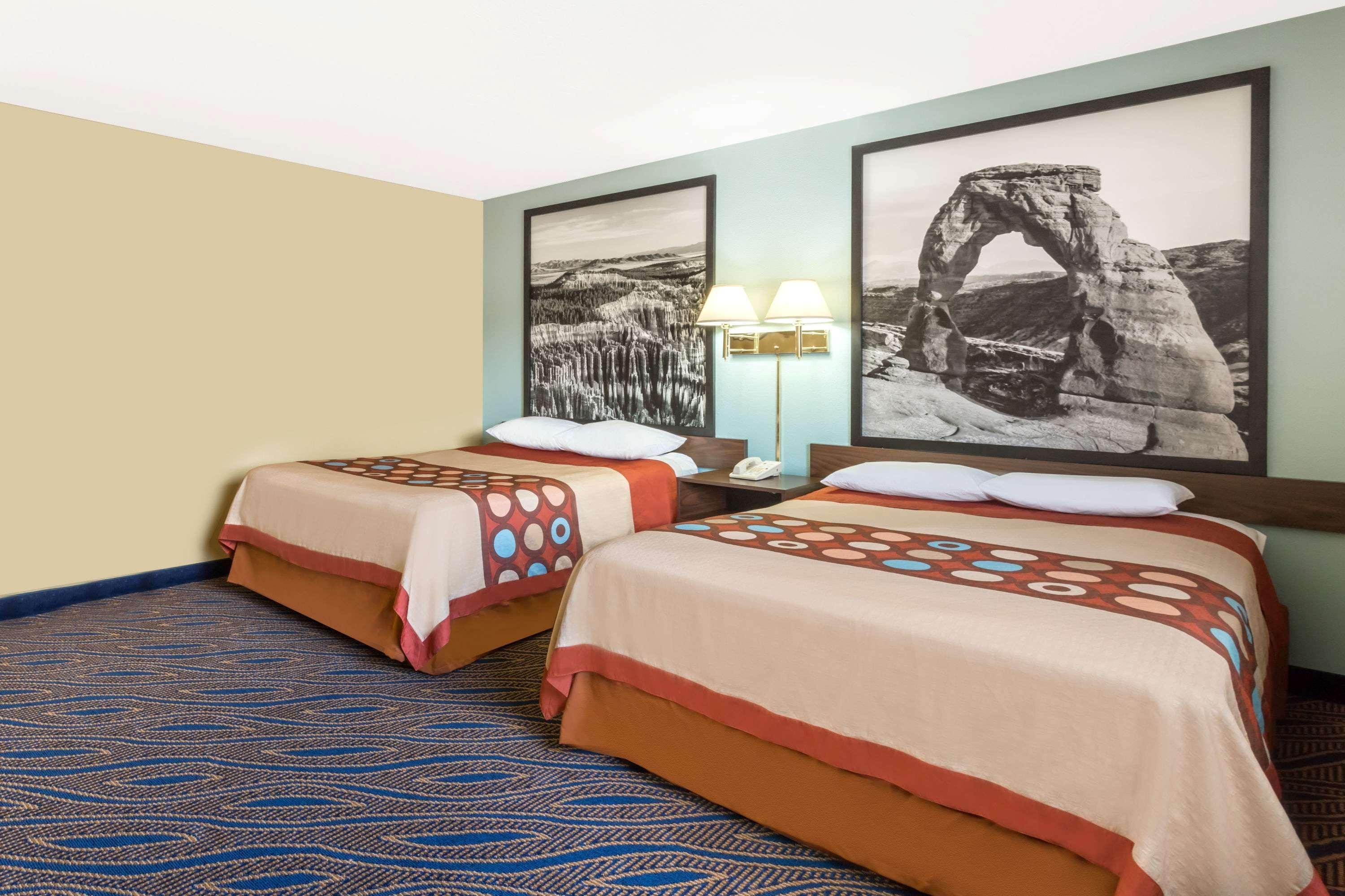 Super 8 By Wyndham Cedar City Luaran gambar