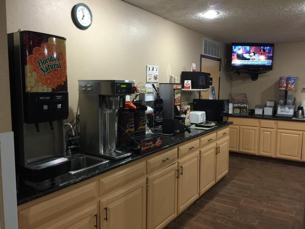 Super 8 By Wyndham Cedar City Luaran gambar