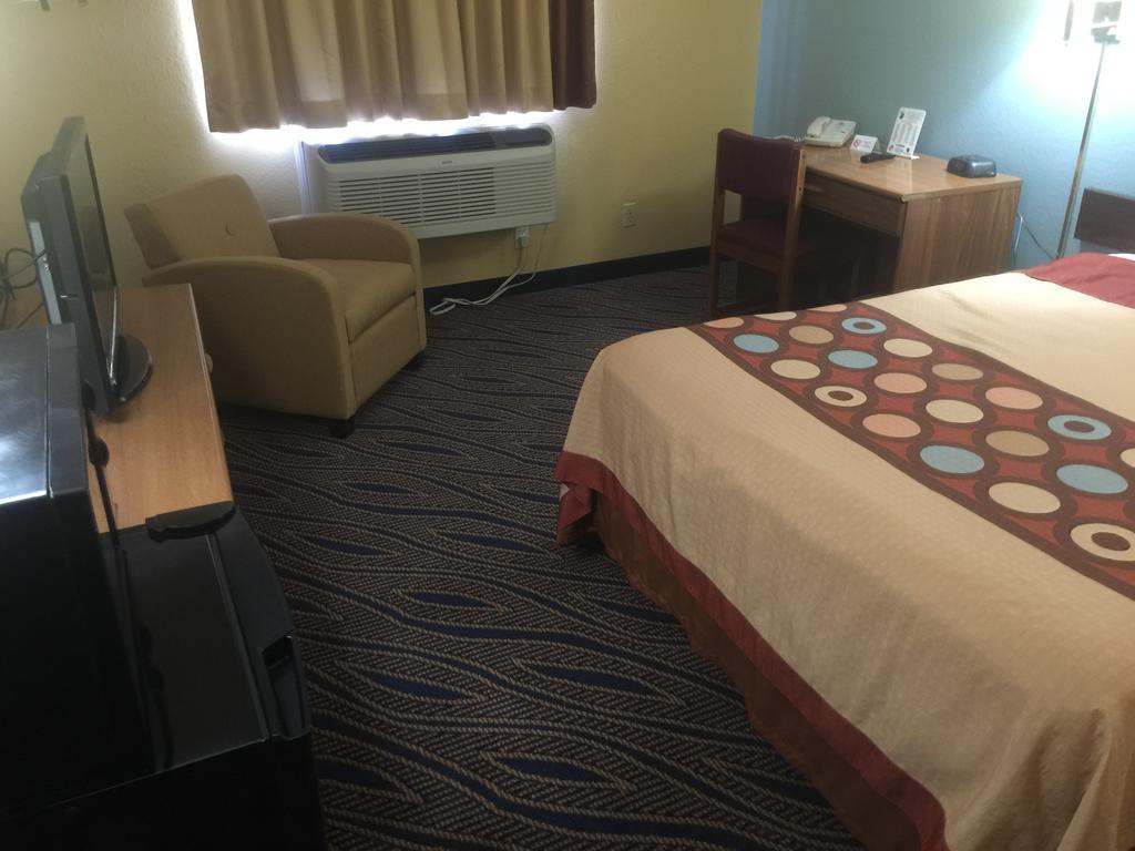 Super 8 By Wyndham Cedar City Luaran gambar