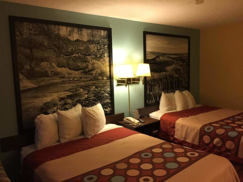 Super 8 By Wyndham Cedar City Luaran gambar